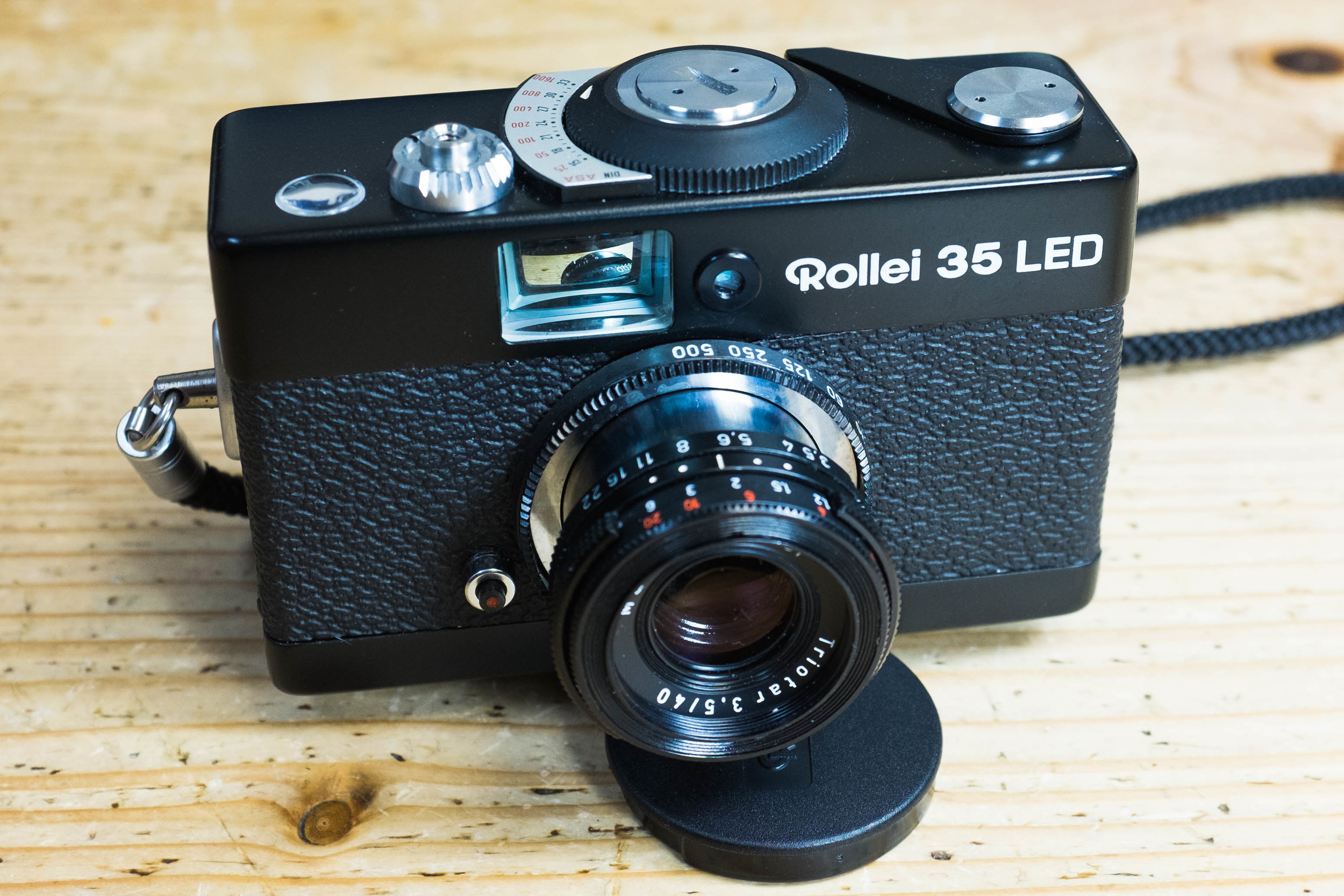 Rollie 35 LED — Broken Camera . Club